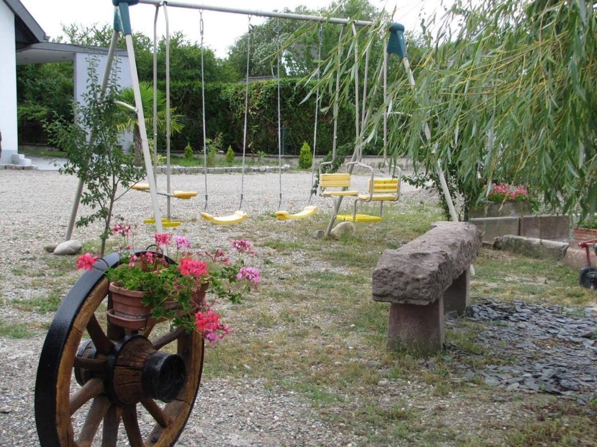 Apartamento Les Jardins De Lo'Re'An Holtzwihr Exterior foto
