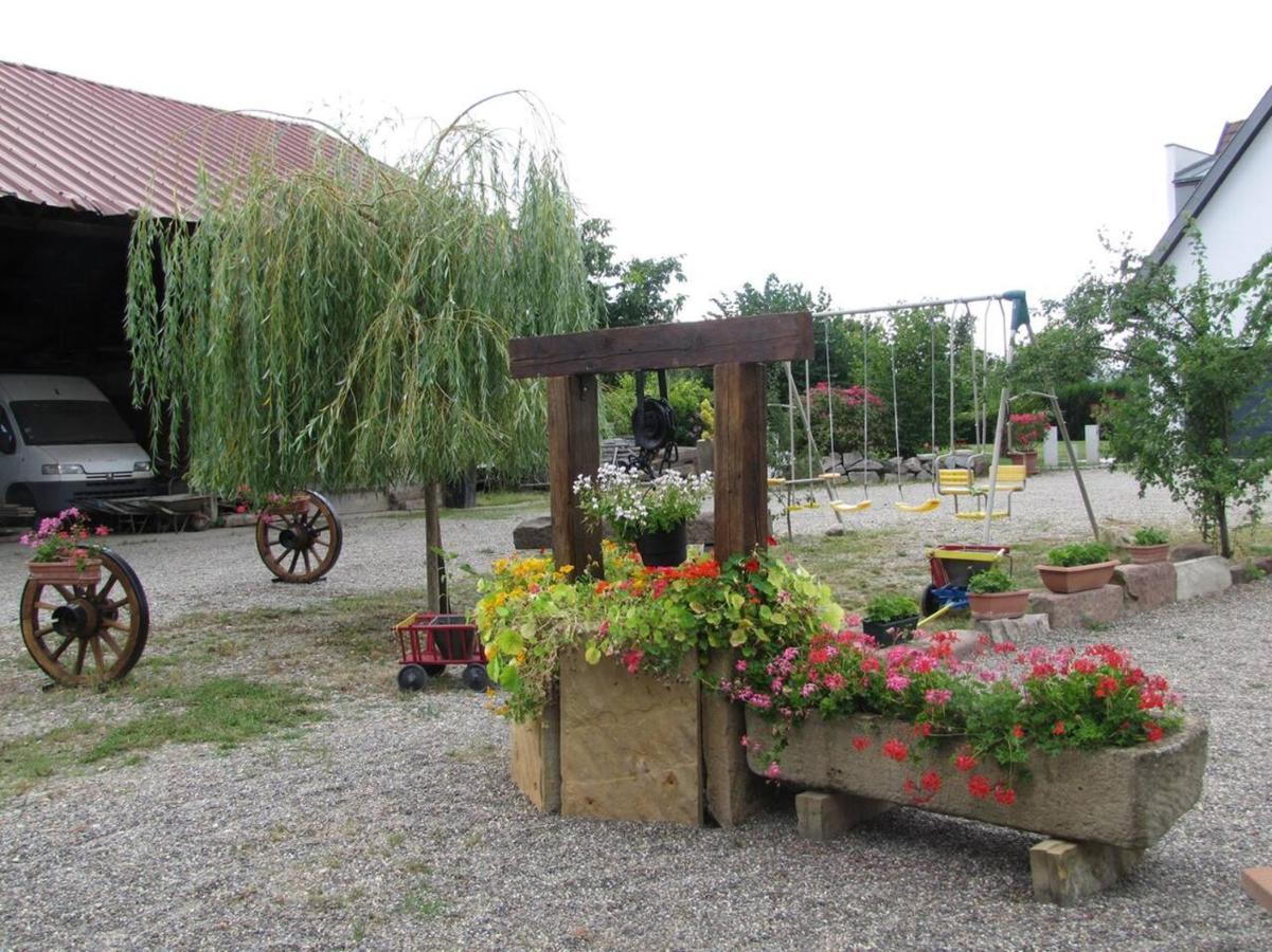 Apartamento Les Jardins De Lo'Re'An Holtzwihr Exterior foto