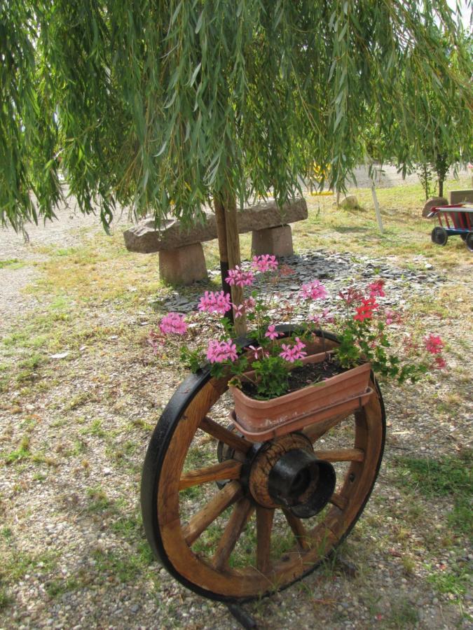 Apartamento Les Jardins De Lo'Re'An Holtzwihr Exterior foto